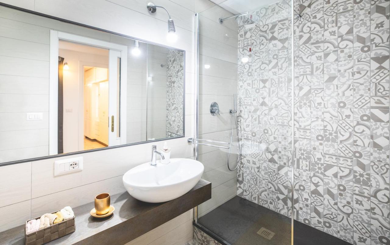 Apartmán Roma 93 Cagliari Exteriér fotografie